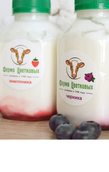 Йогурт питьевой с малиновым джемом
